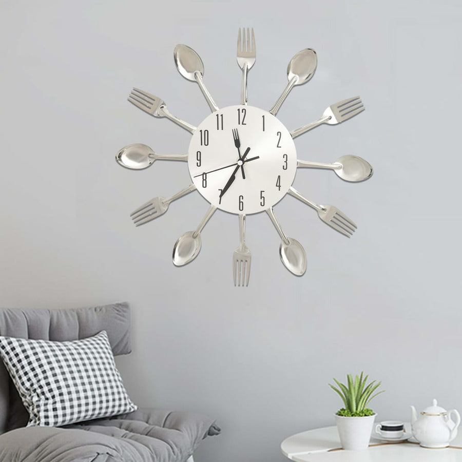 Ceas De Perete Model Lingură/Furculiță Argintiu 31 Cm Aluminiu