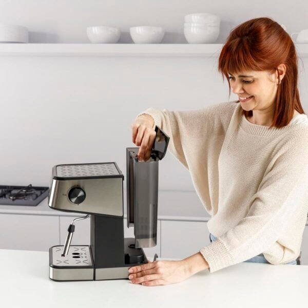 S0470271_8 S0470271_8